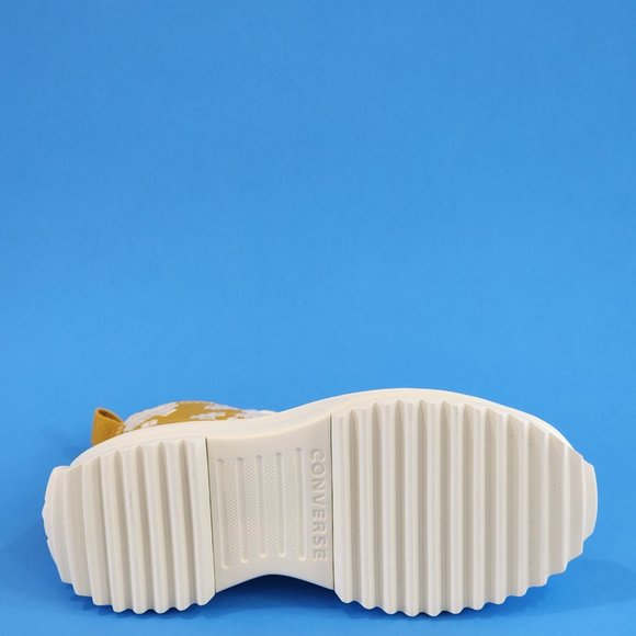 Converse Run Star Hike Hi Tonal Embroidery Unisex Platform Sneakers A02231C NWT - Picture 4 of 6